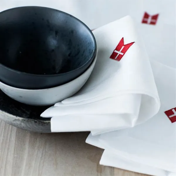 Langkilde & Søn - Bursdagsserviett i stoff med dannebrog